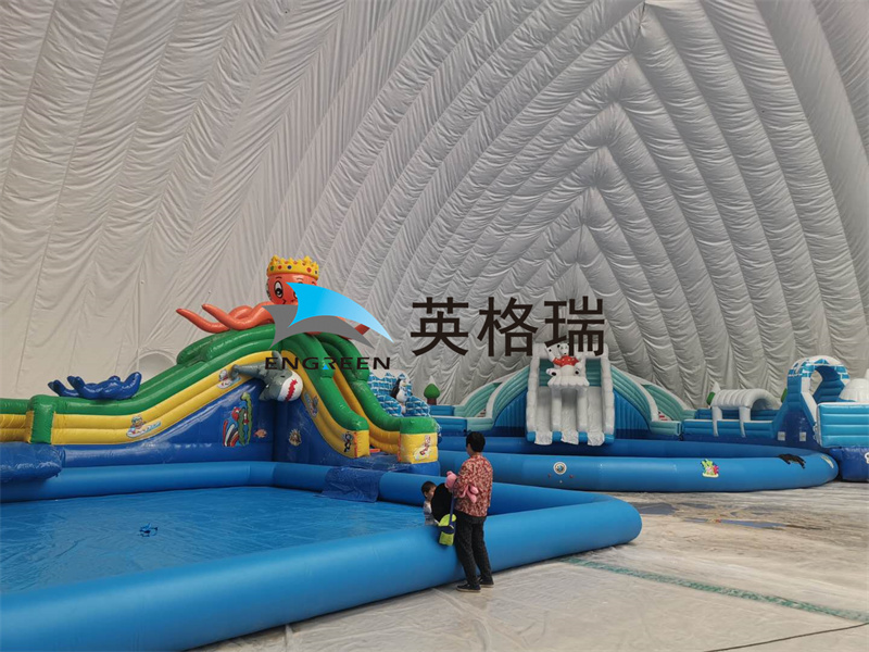 富二代精产国品館與水上樂園，一種奇妙的搭配